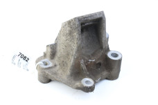 Кронштейн подушки двигуна лівий 3.0 АКПП Mitsubishi Pajero Wagon IV (V90) 2007-2013 MD367197 (7082)