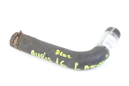 Патрубок води 1.6 LH 2-й Toyota Auris 2006-2012 1657122190 (7138)