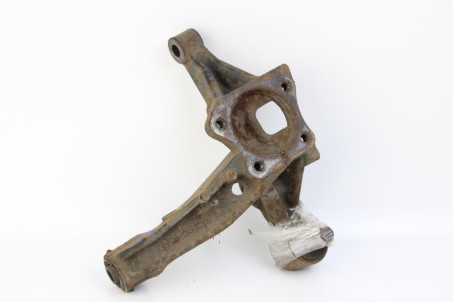 Цапфа задня права Toyota Avalon (GSX30) 2005-2011 4230448010 (7160)