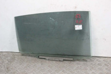 Скло двері заднє праве Lexus GS (S190) 2005-2012 6810330680 (7431)