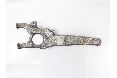 Кулак поворотний лівий під ABS 2WD Lexus GS (S190) 2005-2012 4320230020 (7487)