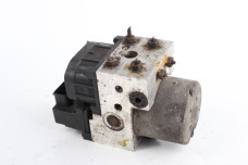 Блок ABS 1.5 Nissan Almera (N16) 2000-2006 476605M306 (7698) BOSCH  0273004635