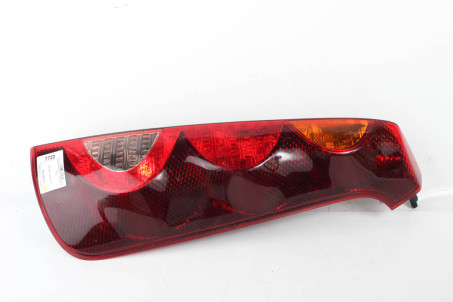 Фонарь правый 09- Nissan Note (E11) 2006-2013 26554BH00A (7722)