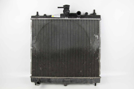 Радіатор основний 1.4 МКПП Nissan Note (E11) 2006-2013 214109U01A (7725)