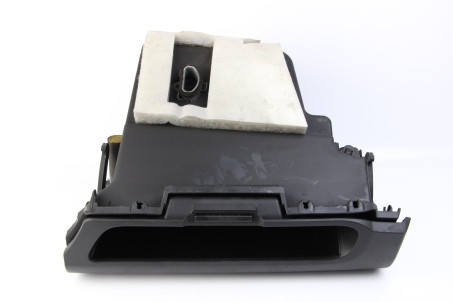 Бардачок Nissan Note (E11) 2006-2013 68520 9U100 (7736)