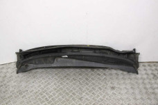 Жабо під лобове скло (пластик) Nissan Note (E11) 2006-2013 668629U100 (7740)