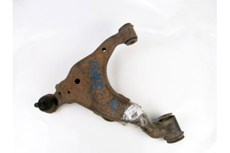 Рычаг передний правый нижний Toyota Prado 120 (J120W) 2003-2009 4806860010 (7892)