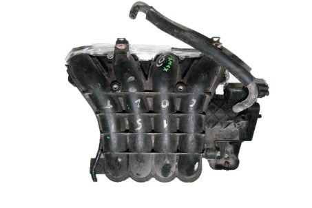 Коллектор впускной пластик 1.5 Mitsubishi Colt (Z30) 2004-2012 MN143823 (7978)
