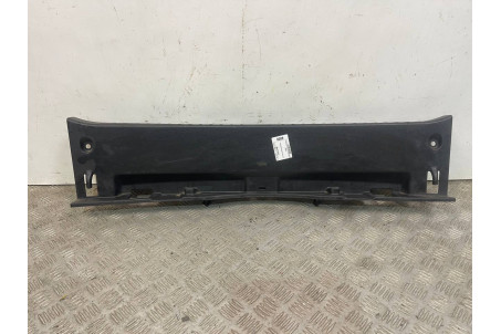 Накладка задньої панелі Toyota Corolla E15 (E150) 2007-2013 5838712070 (8209)