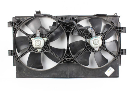 Дифузор з вентиляторами комплект 2.0/2.4 Mitsubishi Lancer X (CY) 2007-2013 1355A087 (8481)