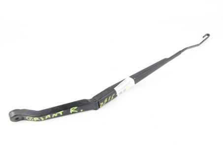 Тримач двірника правий Mitsubishi Galant (DJ) 2003-2012 MR971989 (8673)