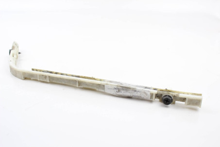 Напрямна заднього бампера права седан Nissan Tiida (C11) 2007-2013 85226EM40A (8808)