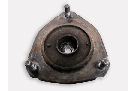 Опора переднього амортизатора Toyota RAV-4 II 2000-2005 4860942011 (8845)