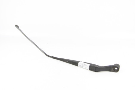 Держатель дворника правый Mitsubishi Lancer 9 (CSA) 2003-2009 MR971004 (8856)