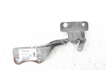 Петля капота права Nissan X-Trail (T31) 2007-2012 65400JG000 (9061)