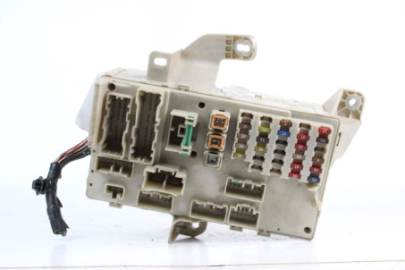 Блок запобіжників сервіс Toyota Camry 30 (XV30) 2001-2006 82730-33060 (9549)