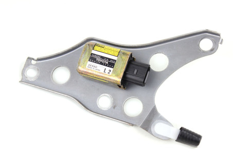 Датчик удара боковой передний LH 01-04 Toyota Camry 30 (XV30) 2001-2006 8983033060 (9569)