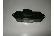 Кнопка склопідіймача одиночна Mitsubishi Lancer 9 (CSA) 2003-2009 8608A099 (9643)