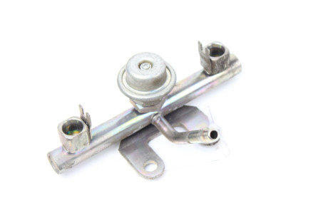 Рампа паливна 1.5 Subaru Impreza (GH/GE) 2007-2013 17536AA421 (9848)