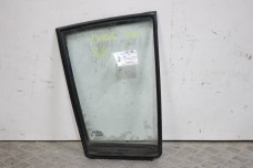Скло двері задньої правої (кватирка) хетчбек Nissan Tiida (C11) 2007-2013 82262EL000 (9867)