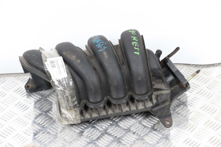 Коллектор впускной пластик -06 1.8 Toyota Avensis T25 (T250) 2003-2009 1712022030 (10398)