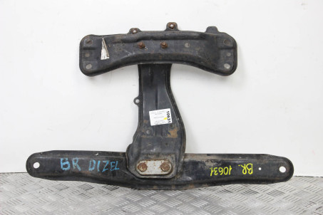 Балка поперечна під МКПП 2.0 D Subaru Outback (BR) 2009-2014 41011AG040 (10631)