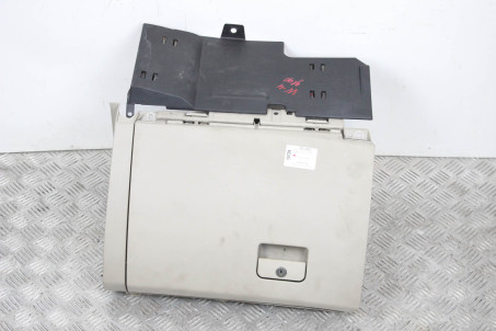 Бардачок бежевий Mitsubishi Pajero Wagon IV (V90) 2007-2013 8006A522YA (10729)