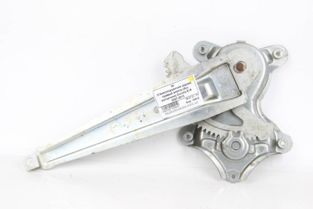 Склопідйомник задній правий електро (без моторчика) Toyota Corolla E15 (E150) 2007-2013 6980312180 (10912)