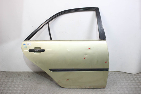 Дверь задняя правая дефект Toyota Camry 30 (XV30) 2001-2006 6700333120 (10973)