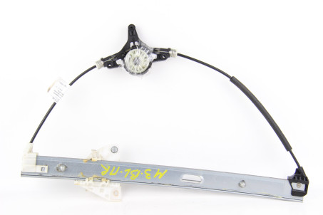 Склопідйомник передній правий електро (без моторчика) Mazda 3 (BL) 2009-2014 BBM458590C (11009)