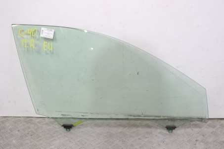 Скло двері переднє праве Toyota Camry 40 (XV40) 2006-2011 6810133130 (11372)