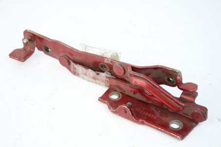 Петля крышки багажника правая Mitsubishi Galant (DJ) 2003-2012 MR599856 (11524)