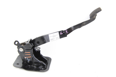 Педаль сцепления Mitsubishi Lancer X (CY) 2007-2013 MN101629 (11833)