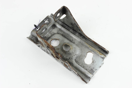 Кронштейн полки АКБ передний Mitsubishi Lancer X (CY) 2007-2013 8201A019 (11838)