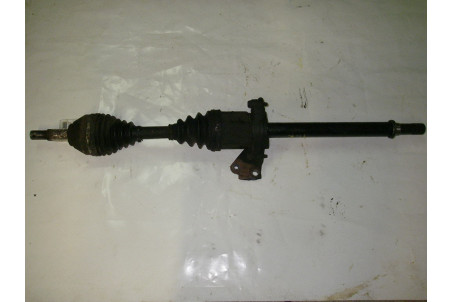 Привід передній правий 2.0 D МКПП 2WD Nissan Qashqai (J10) 2007-2014 39100JD72B (12446)