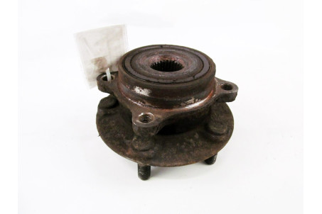 Ступиця передня Mitsubishi Grandis 2004-2010 MR594979 (12759)