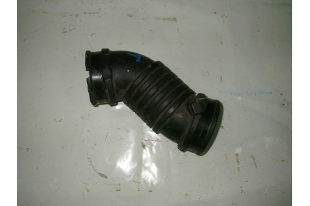 Патрубок воздушного фильтра 2.5 XT Subaru Impreza (GD-GG) 2000-2007 46013FE001 (12771)