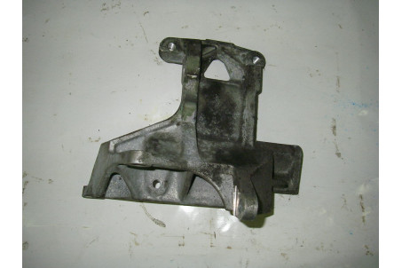 Кронштейн крепления кондиционера 2.5 XT Subaru Impreza (GD-GG) 2000-2007  (12777)