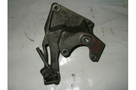 Кронштейн насоса ГУР 2.5 XT Subaru Impreza (GD-GG) 2000-2007  (12779)