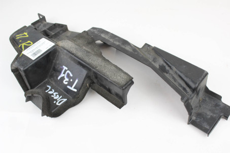 Повітропровід радіатора правий Diesel Nissan X-Trail (T31) 2007-2012 62810JG70A (13202)