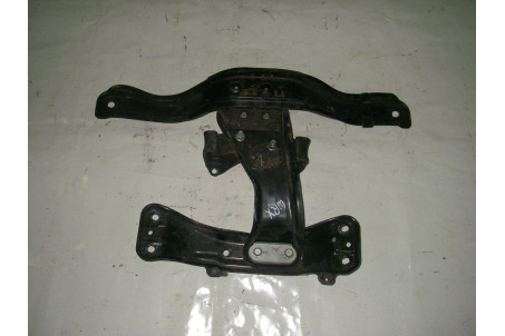 Балка поперечна під МКПП 2,5 XT Subaru Impreza (GD-GG) 2000-2007  (13246)