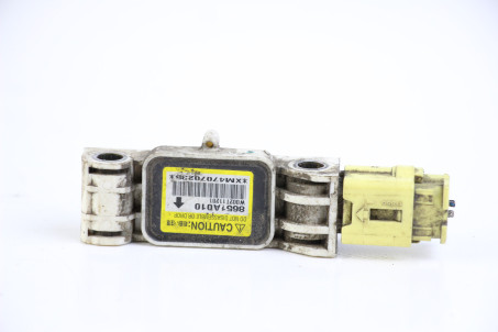 Датчик удару фронтальний передній 05-06 Mitsubishi Grandis 2004-2010 8651A010 (13312)