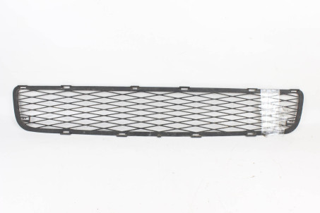 Решітка в бампер нижня Toyota Yaris 2005-2011 53112-0D050 (13658)