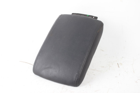 Подлокотник кожа черный -06 Subaru Outback (BP) 2003-2009 92111AG250JC (13683)