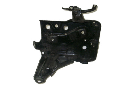 Кронштейн полки АКБ Toyota Yaris 2005-2011 74410-52020 (13697)