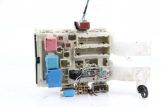 Блок запобіжників сервіс Toyota Yaris 2005-2011 82730-52370 (13750)
