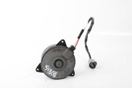 Моторчик диффузора основного радиатора Toyota Auris 2006-2012 1636322120 (13835)