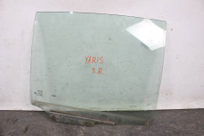Скло двері заднє праве Toyota Yaris 2005-2011 6813052211 (13864)