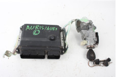 Блок керування двигуном комплект 1.6 мех Toyota Auris 2006-2012 8966102T42 (14095)