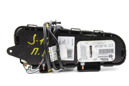 Подушка безопасности в сиденье правая Nissan Qashqai (J10) 2007-2014 985H0JD00A (14110)